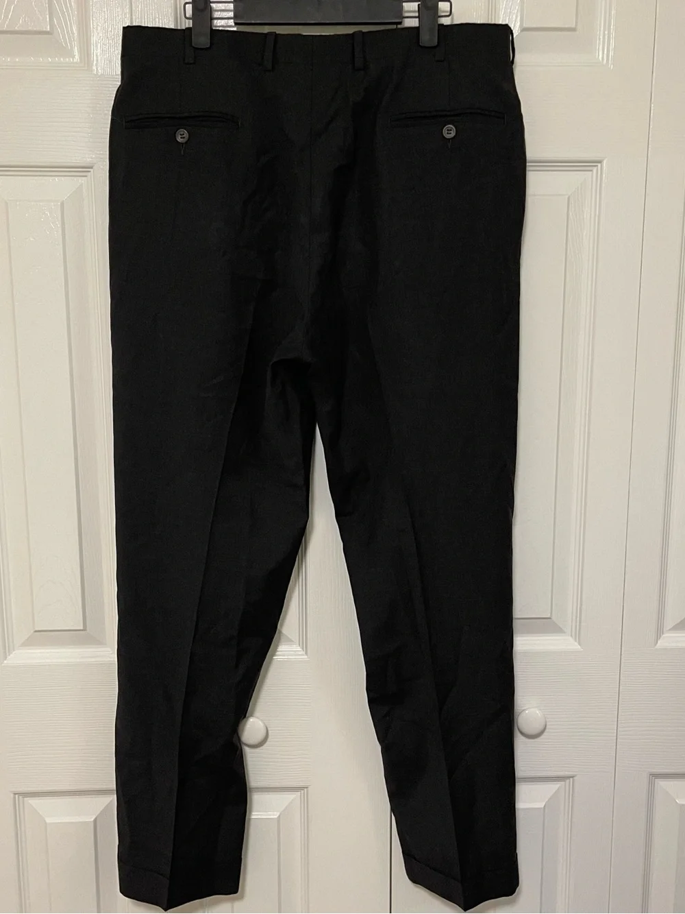 Brooks Brothers Dark Gray Men's Two-Button 💯Wool Suit: polished, tailored, old 💰